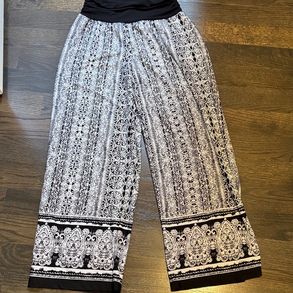 Apt. 9 Black and White Patterned Pants